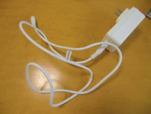 ﾊﾝﾀｰﾀﾞｸﾞﾗｽアダプター付コンセント